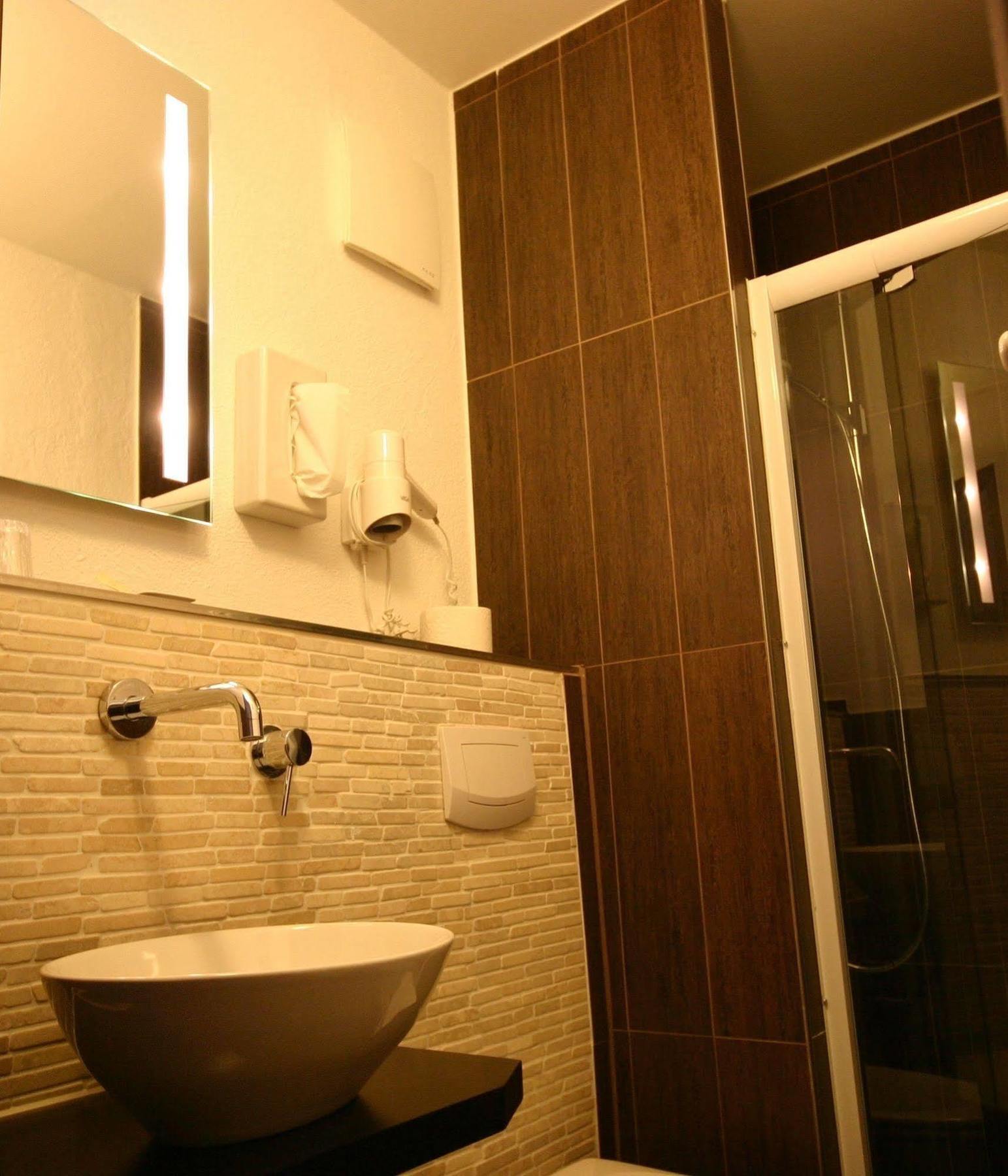 Hotel Augsburg Langemarck Εξωτερικό φωτογραφία